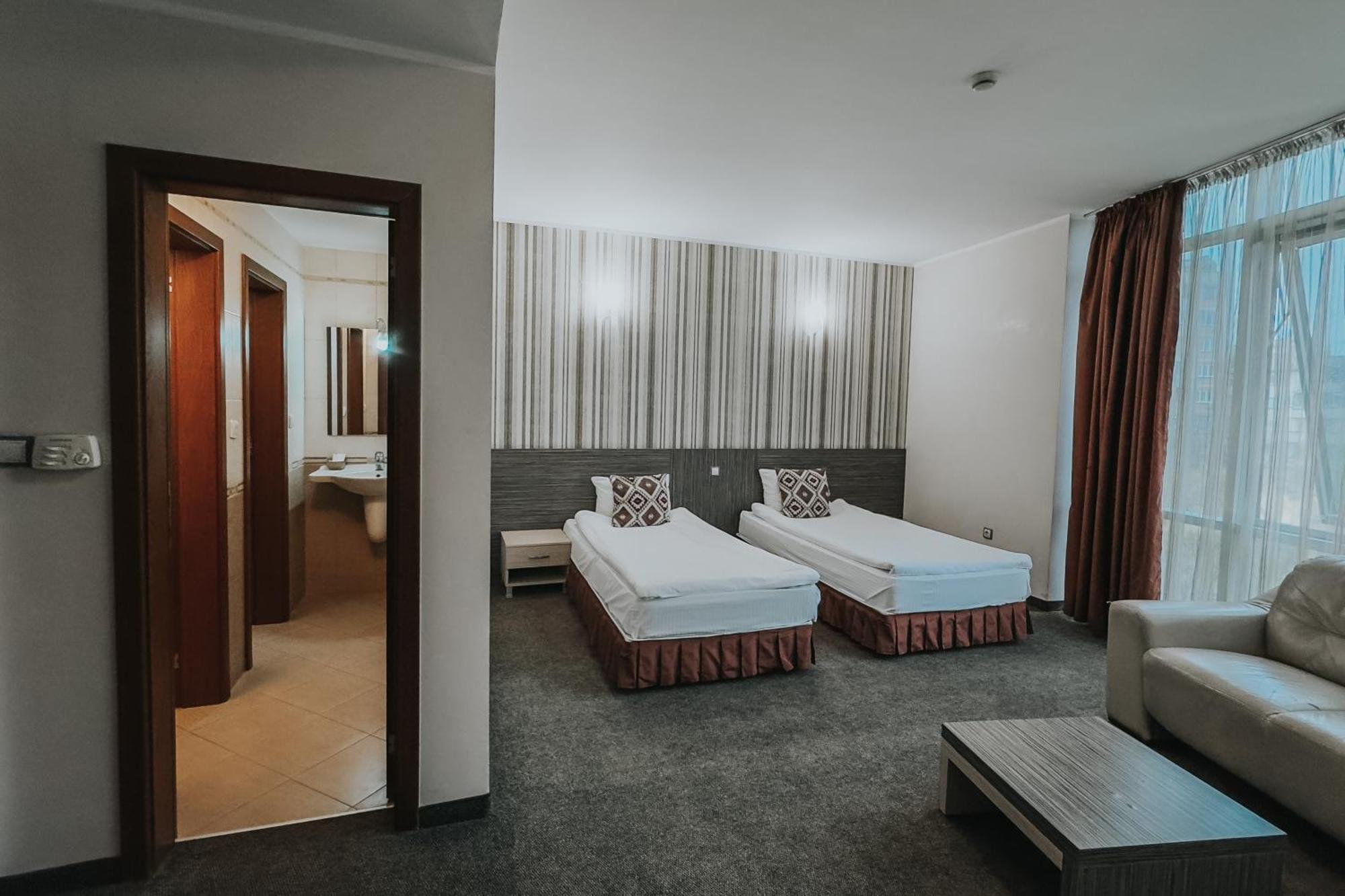 Hotel Noris Пловдив Экстерьер фото