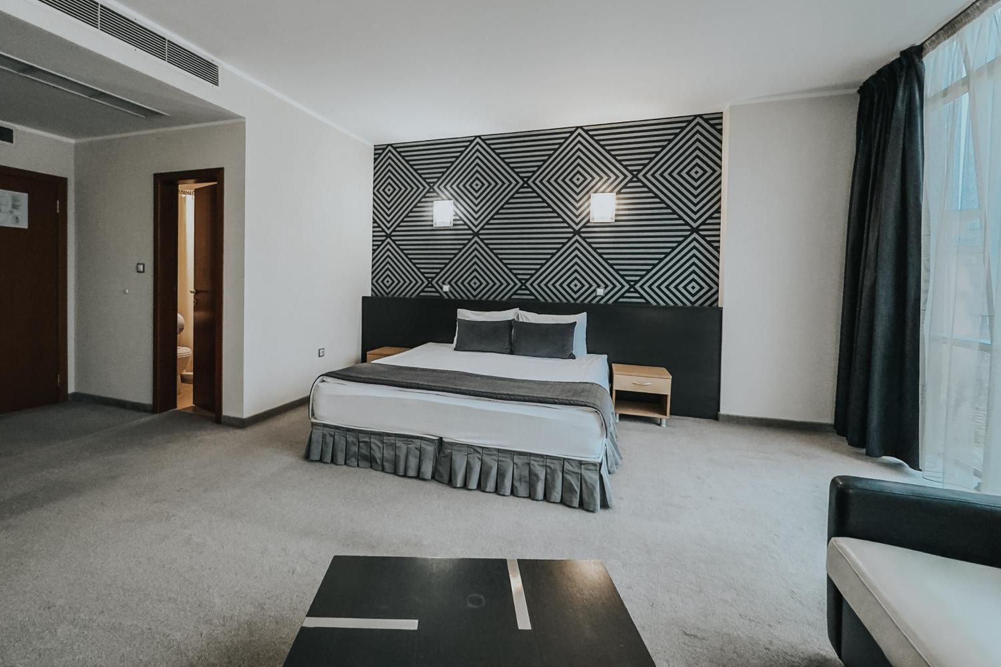 Hotel Noris Пловдив Экстерьер фото