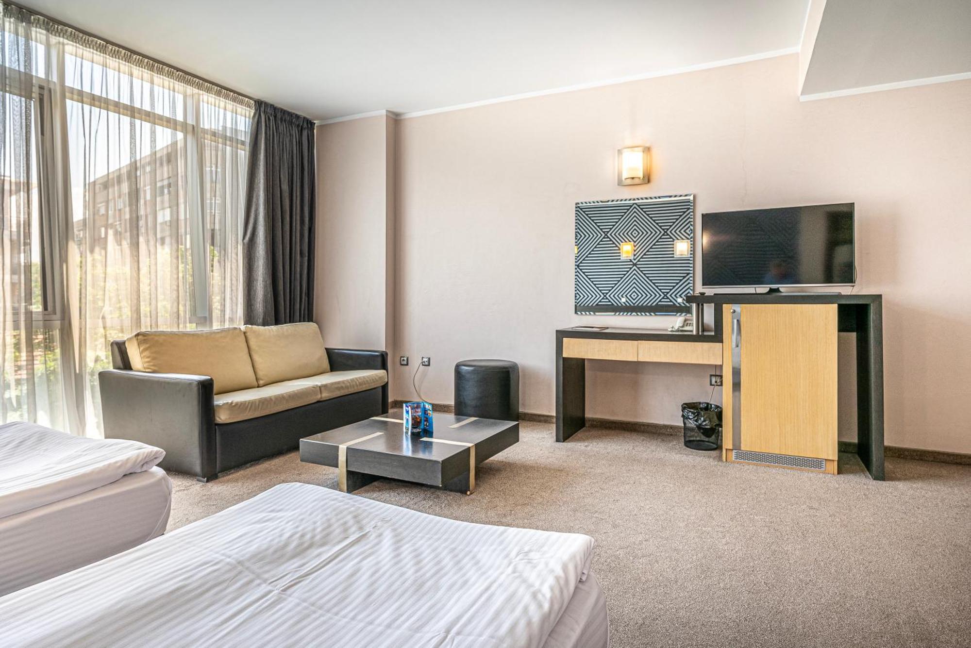 Hotel Noris Пловдив Экстерьер фото
