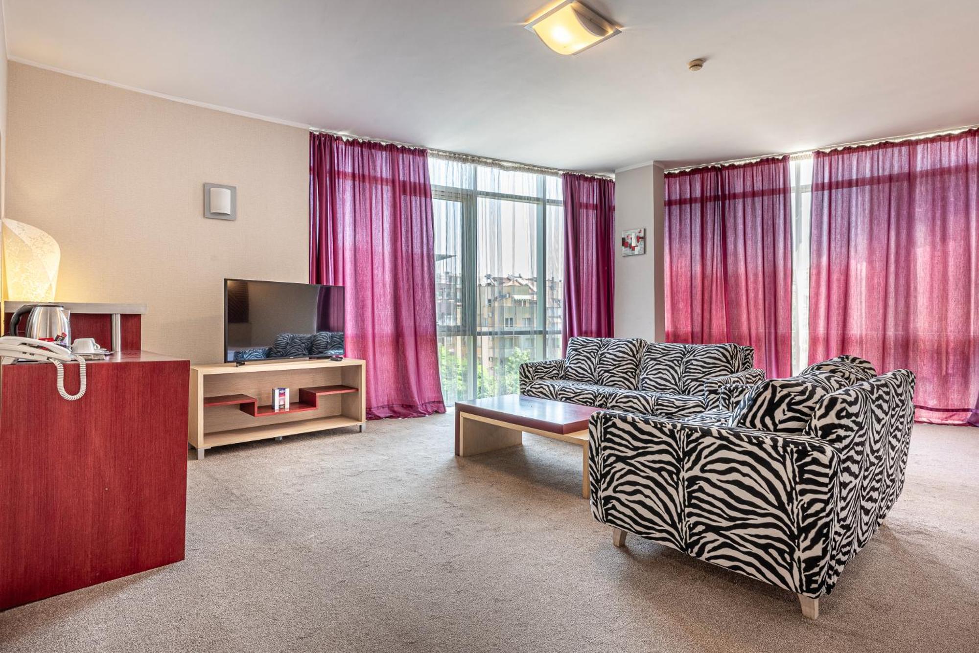 Hotel Noris Пловдив Экстерьер фото