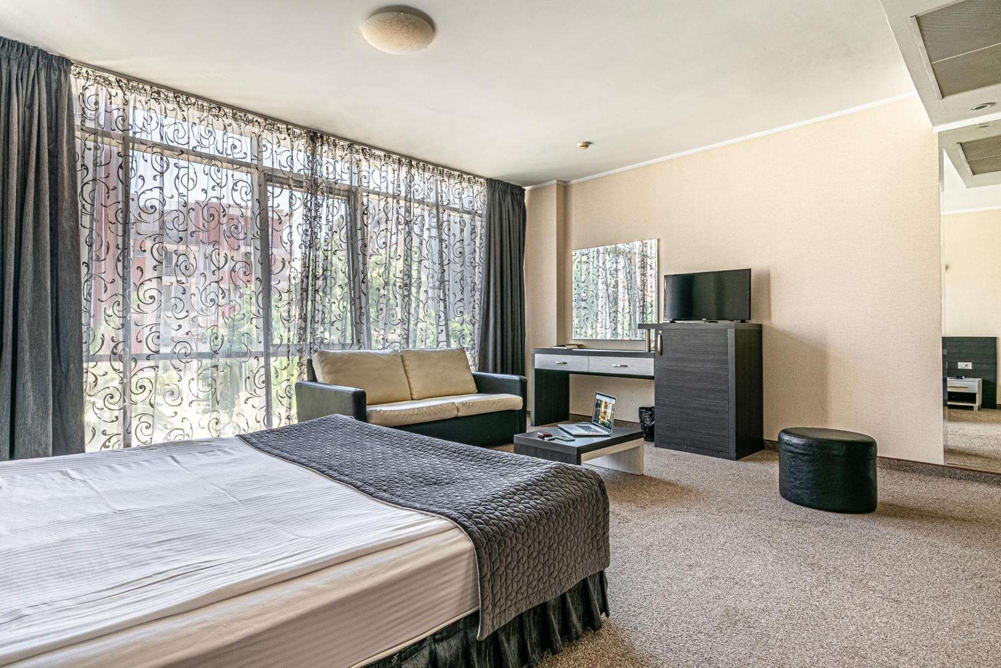Hotel Noris Пловдив Экстерьер фото